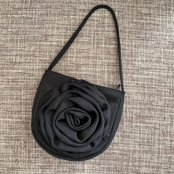 Mini Rose evening pouch - Picture 2 of 6